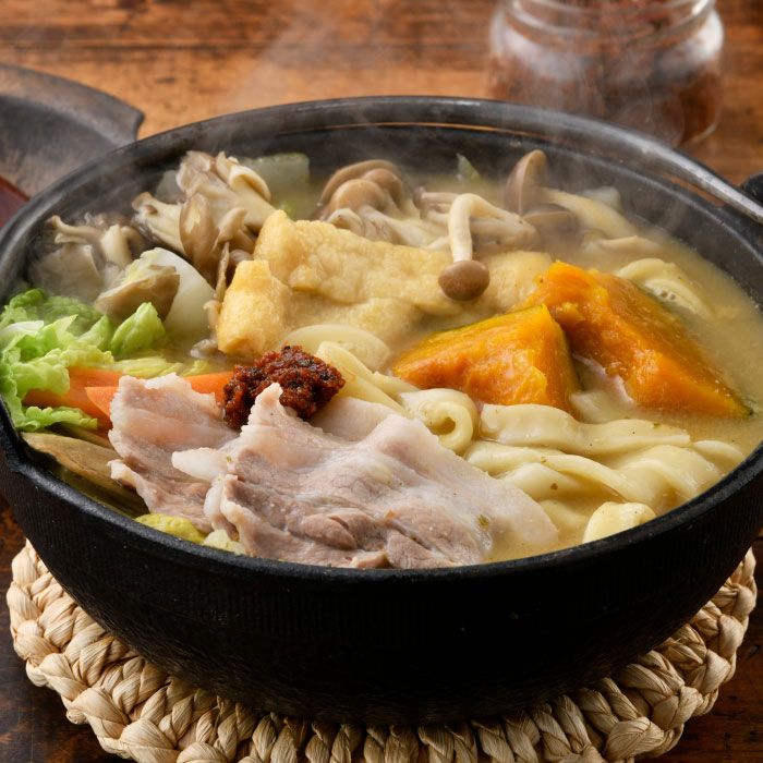 黄金ほうとうフルセット（山梨ワイン豚入り） 特製辛味噌付き【ほうとう蔵 歩成】 