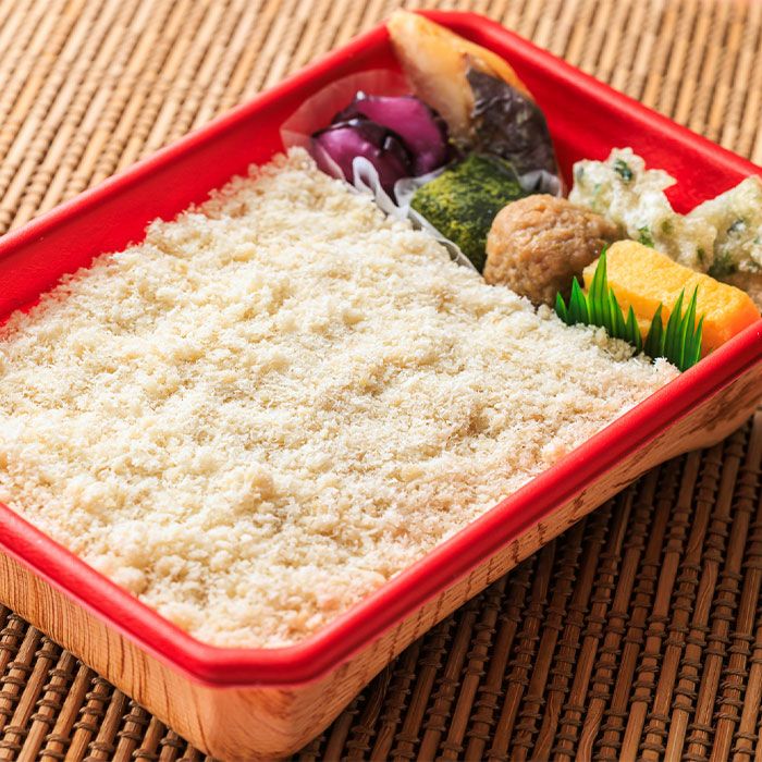 農林水産大臣賞」 受賞】 チーズdeわかめ（3瓶セット）｜おとなの週末
